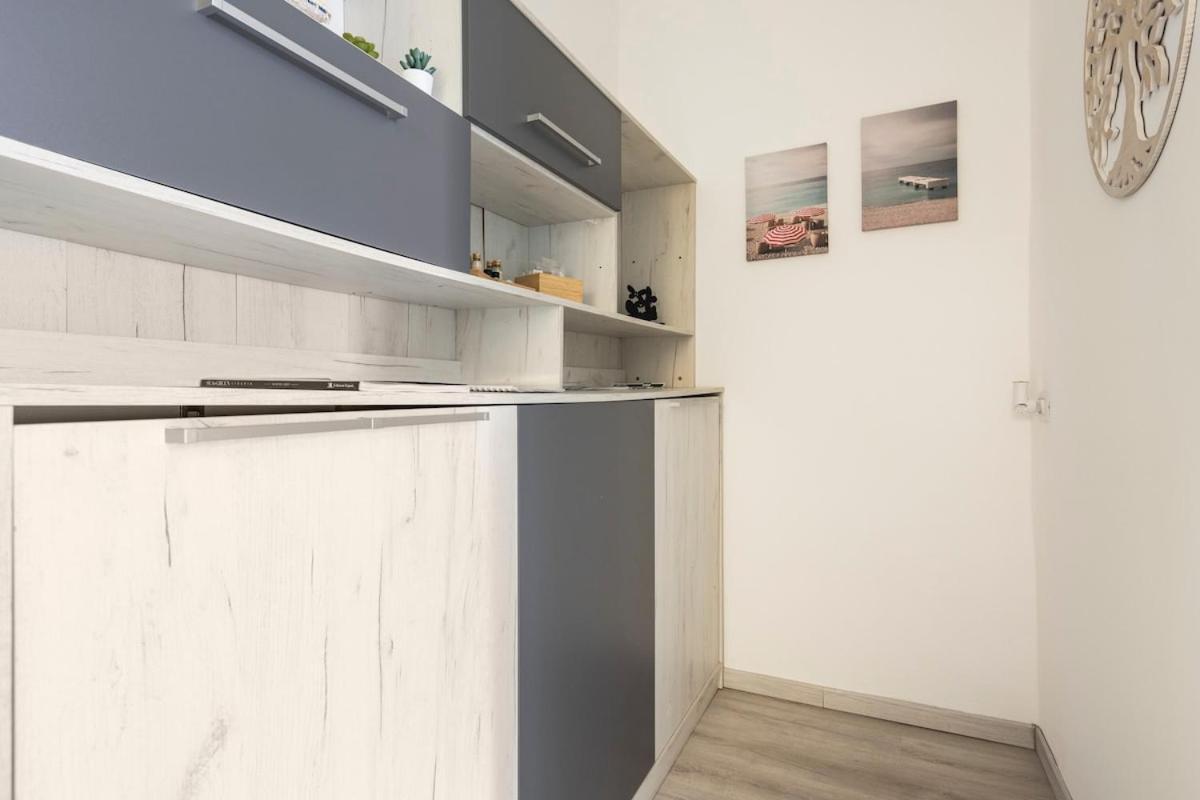 Leo Holiday Homes Deiva Marina Luaran gambar